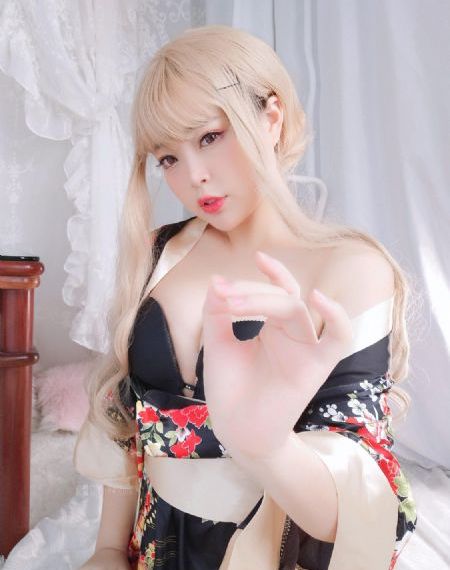 风流寡妇