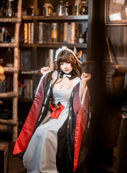 风流艳妇