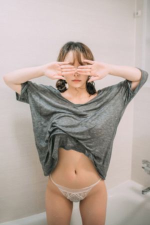 qq弹弹超大幅度跳舞视频
