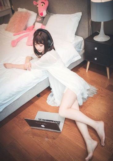 她唇之下免费观看