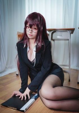 李晨