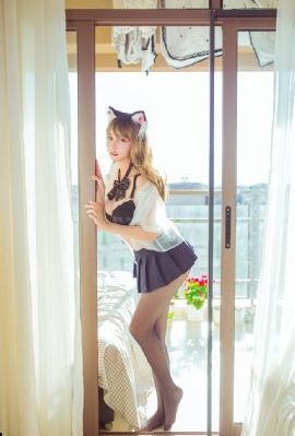 三根一起进出h黄蓉太疼了