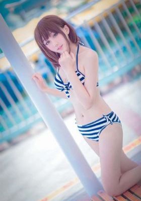 美女被叉叉的影院